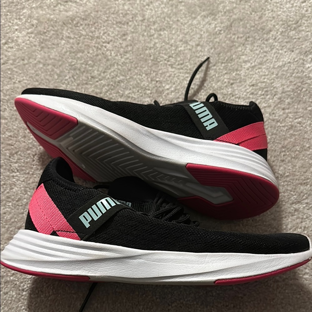 PUMA Running Shoes